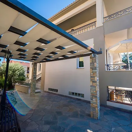 Albatros * Тасос